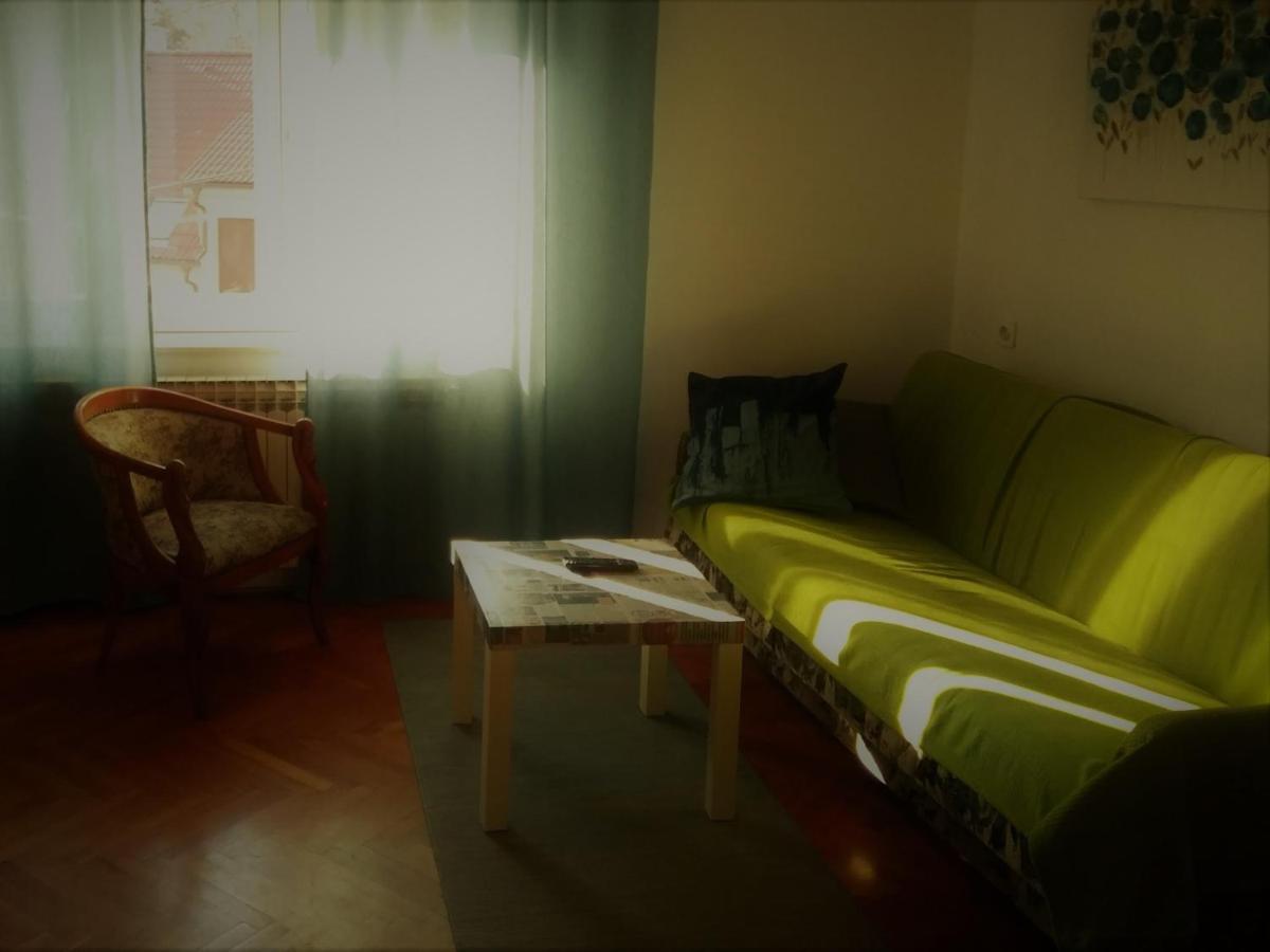 Two Flowers Apartments 자그레브 외부 사진