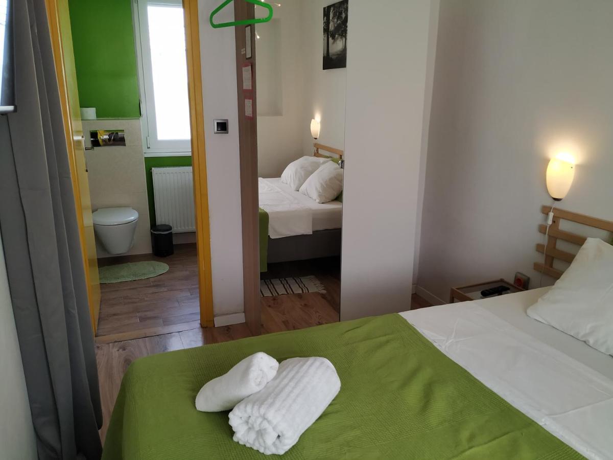 Two Flowers Apartments 자그레브 외부 사진