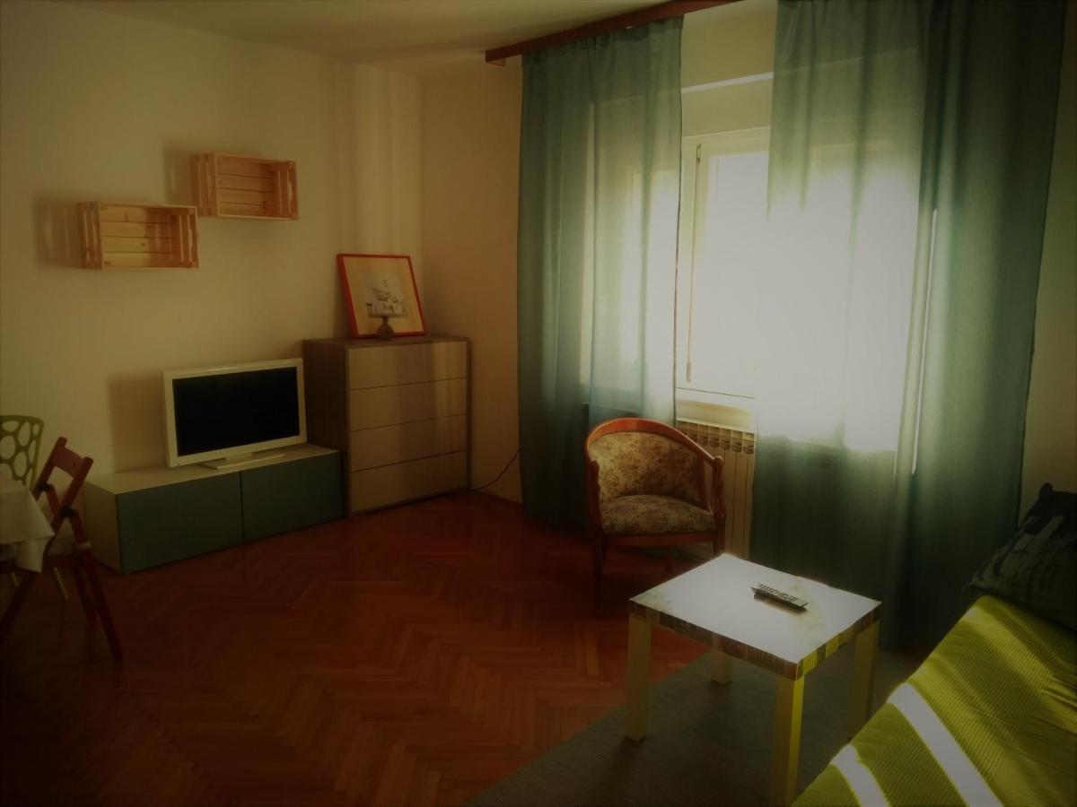 Two Flowers Apartments 자그레브 외부 사진