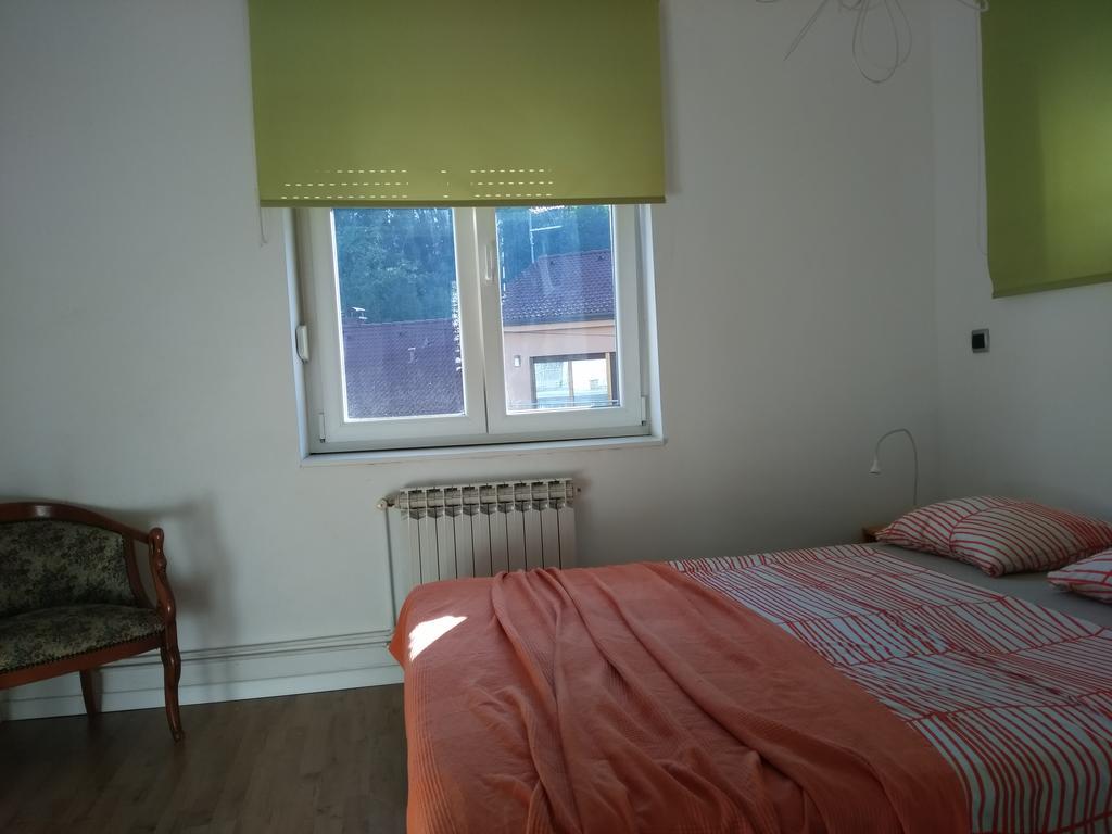 Two Flowers Apartments 자그레브 외부 사진